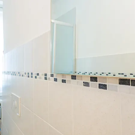 Maya's - A Due Passi Dal E Centro Storico * Lecco