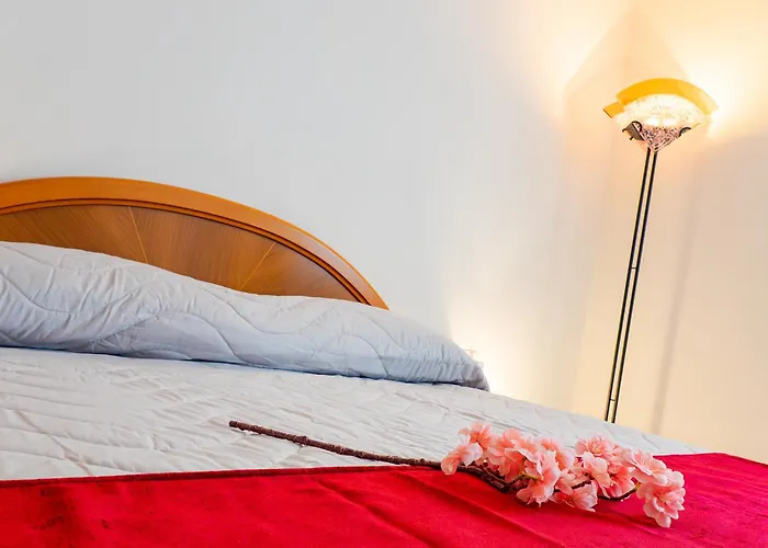 Maya's - A Due Passi Dal E Centro Storico * Lecco